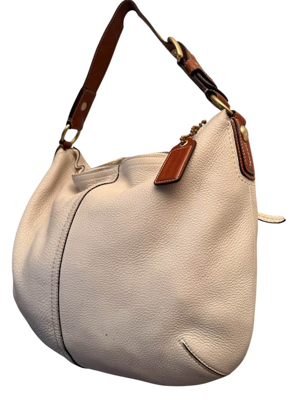 COACH Pebble Leather Hobo Bag in Cream/white with Brown Strap - Picture 3 of 10